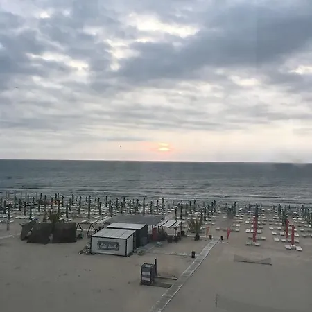 Beach 3* Mamaia