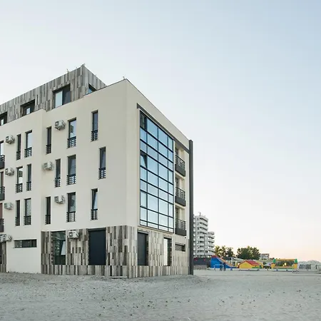 Beach 3* Mamaia